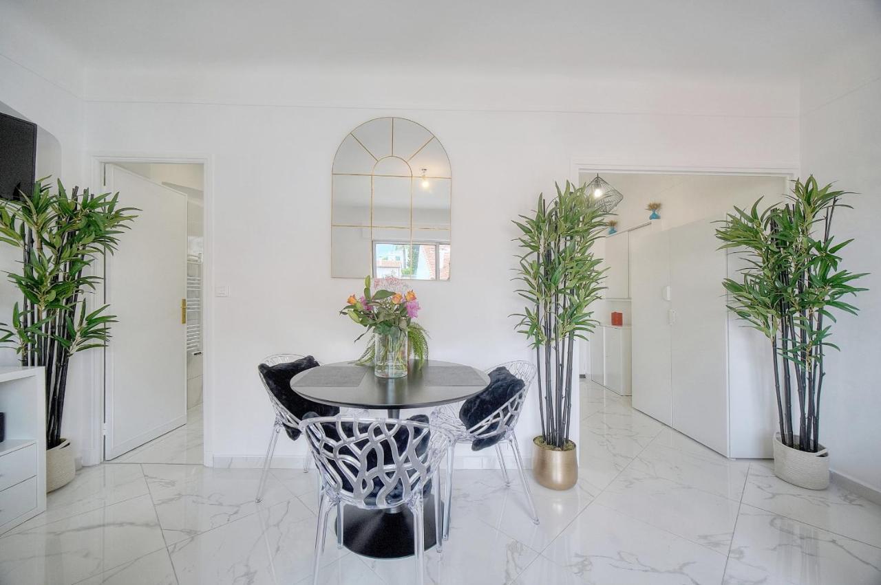 Studio Lumineux 200 M Des Plages A0B192 戛纳 外观 照片